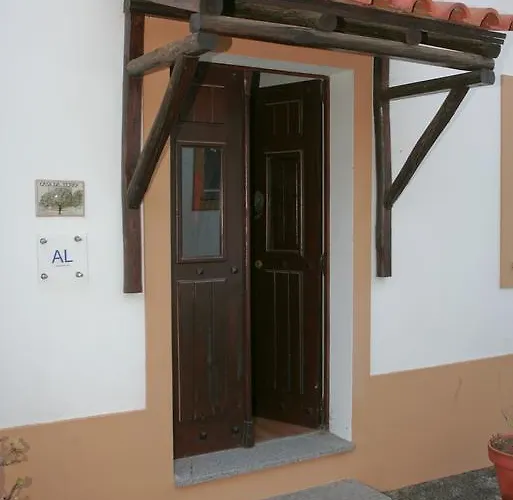 Horta Do Ze Miguel * 몬시크